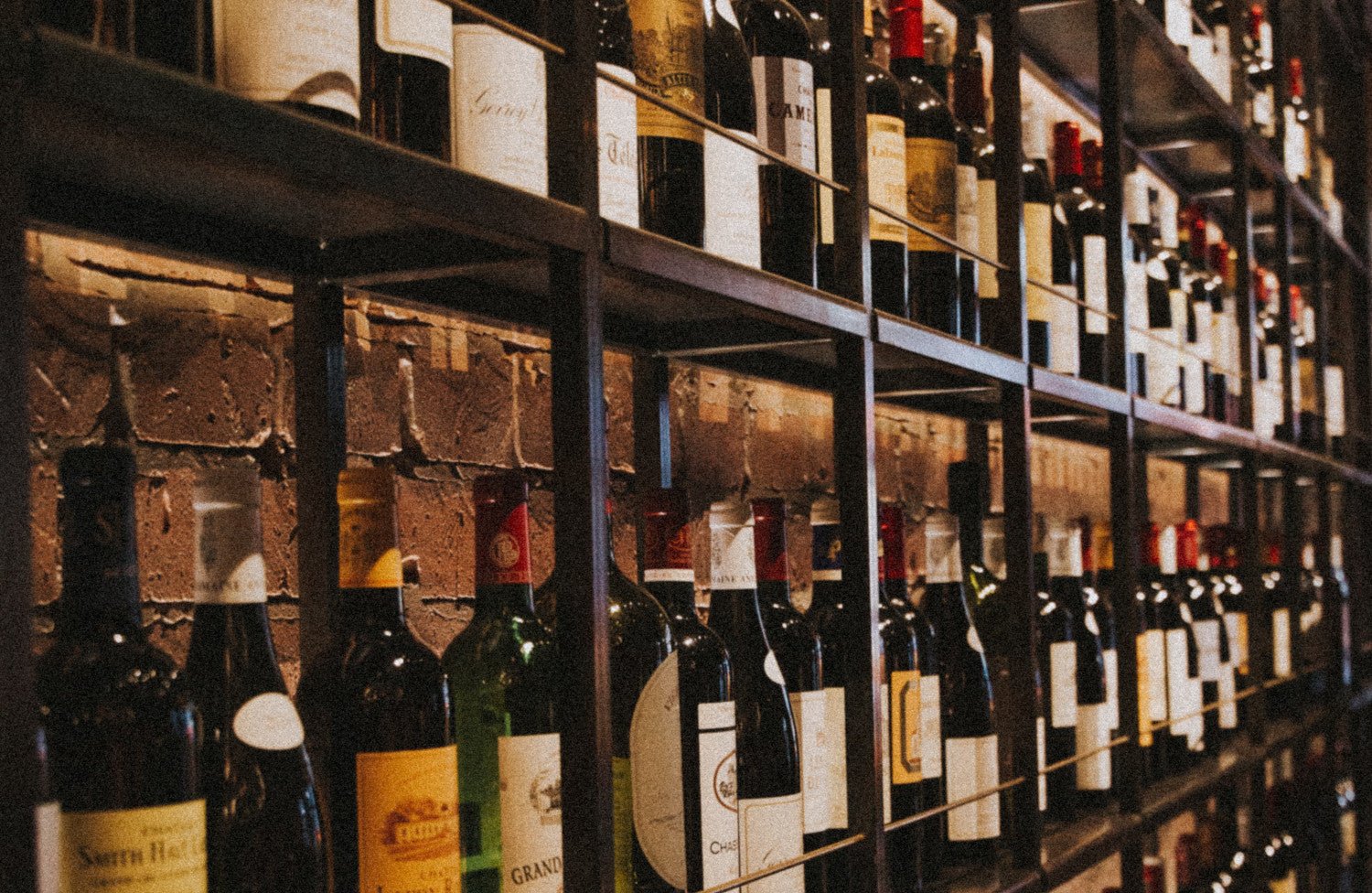 The Science Behind Making Halal Wine - Boisson