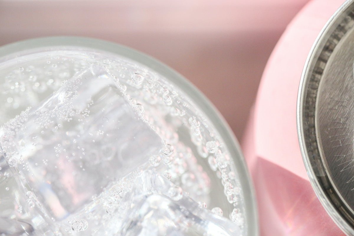 What is CBD Sparkling Water? A Stress-Free Guide - Boisson