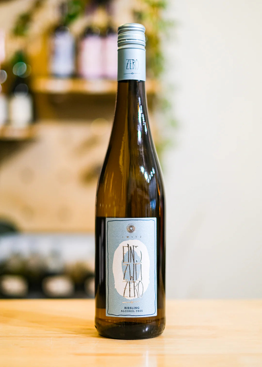 Leitz - Eins Zwei Zero Riesling Non-Alcoholic White Wine - Lifestyle