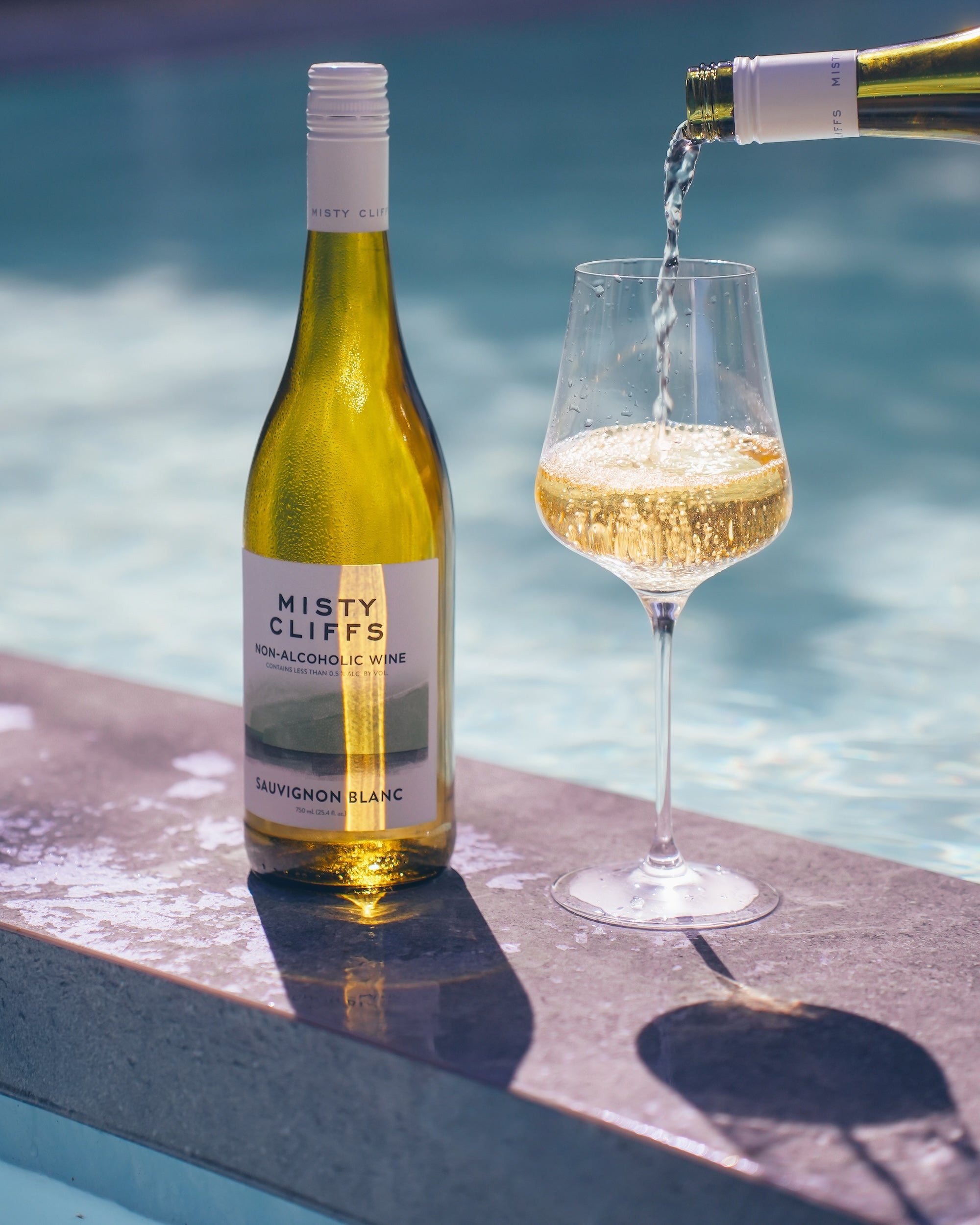 Misty Cliffs Non-Alcoholic Sauvignon Blanc