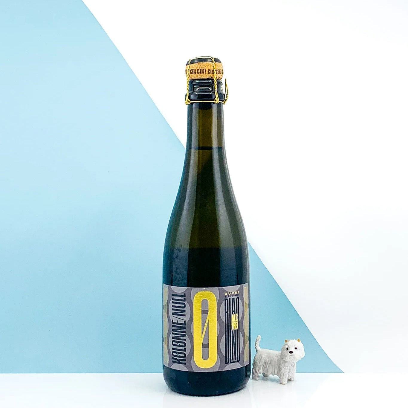 Kolonne Null - Cuvée Blanc Sparkling 375ml- Non-Alcoholic Wine - Lifestyle